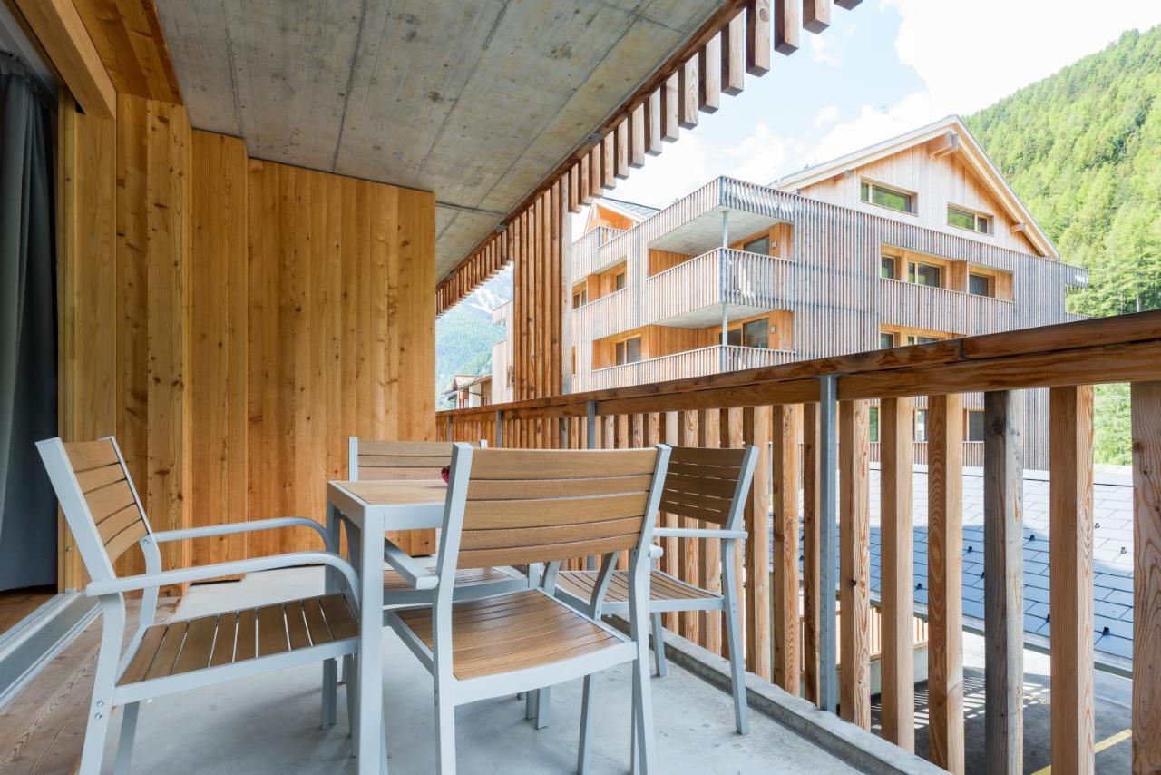Montela Apartments - Haus C Саас-Грунд Екстер'єр фото